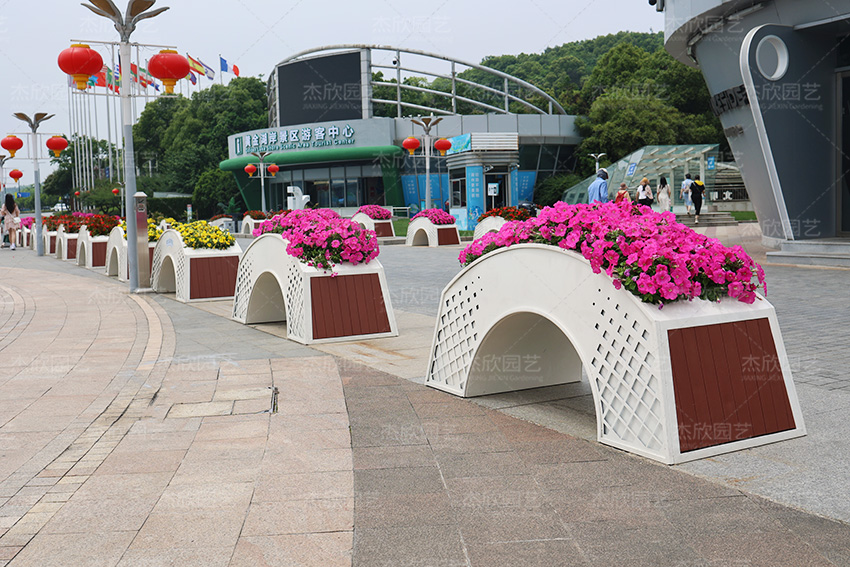 南太湖黃金湖岸風(fēng)景區(qū)道路提升方案實(shí)景